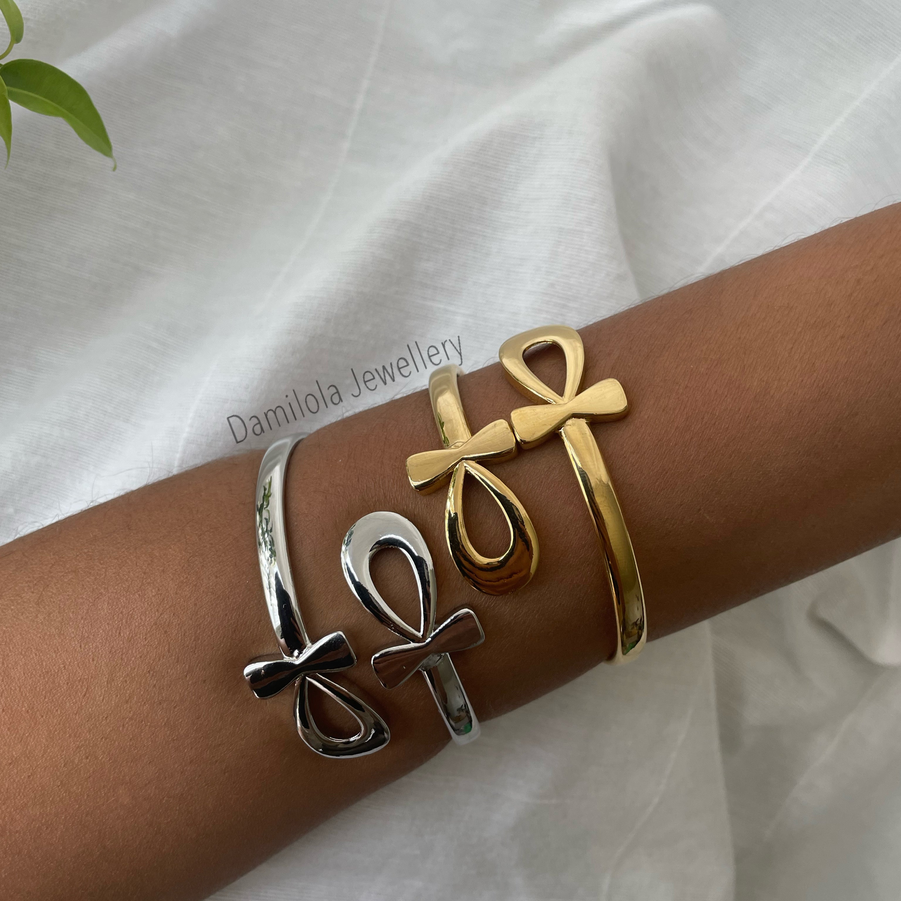 Ankh bracelet deals gold