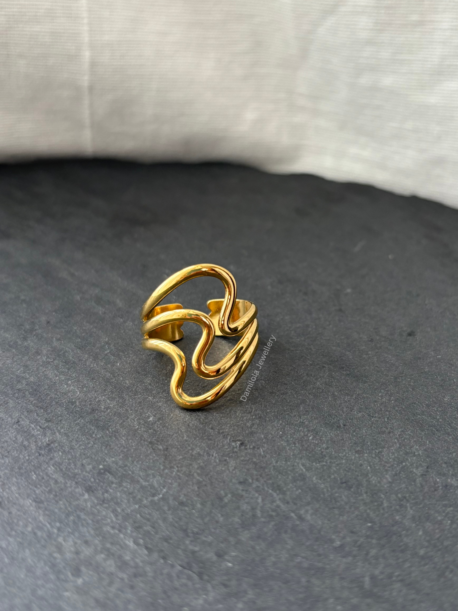 Trinity Ring - Gold