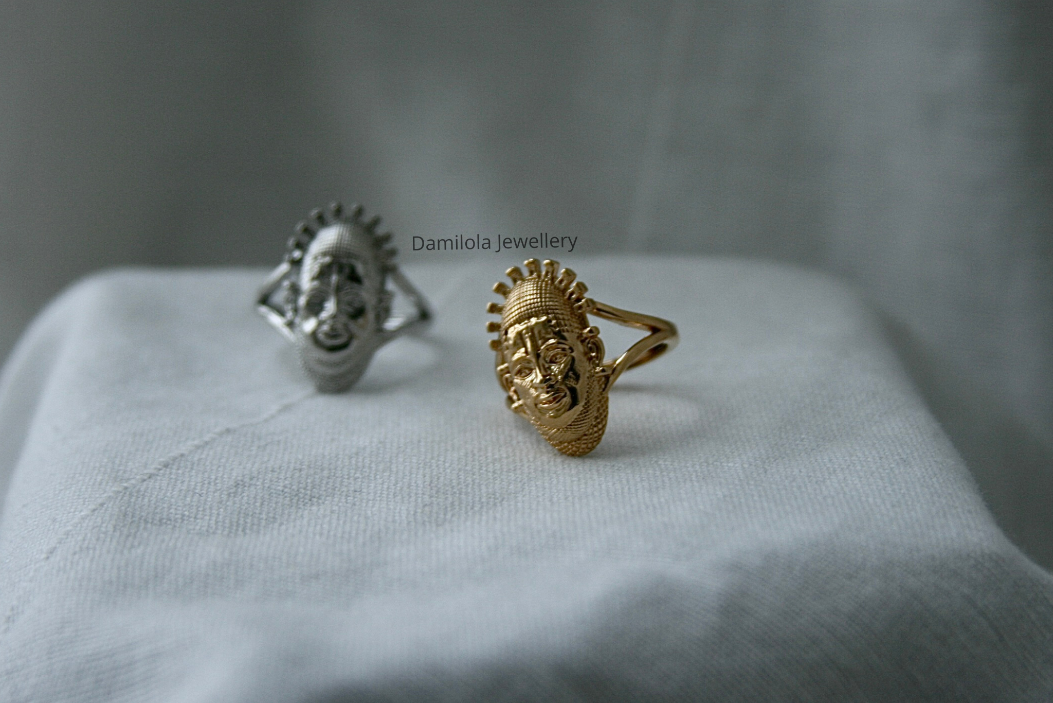 The Benin Mask Ring - Silver/Gold