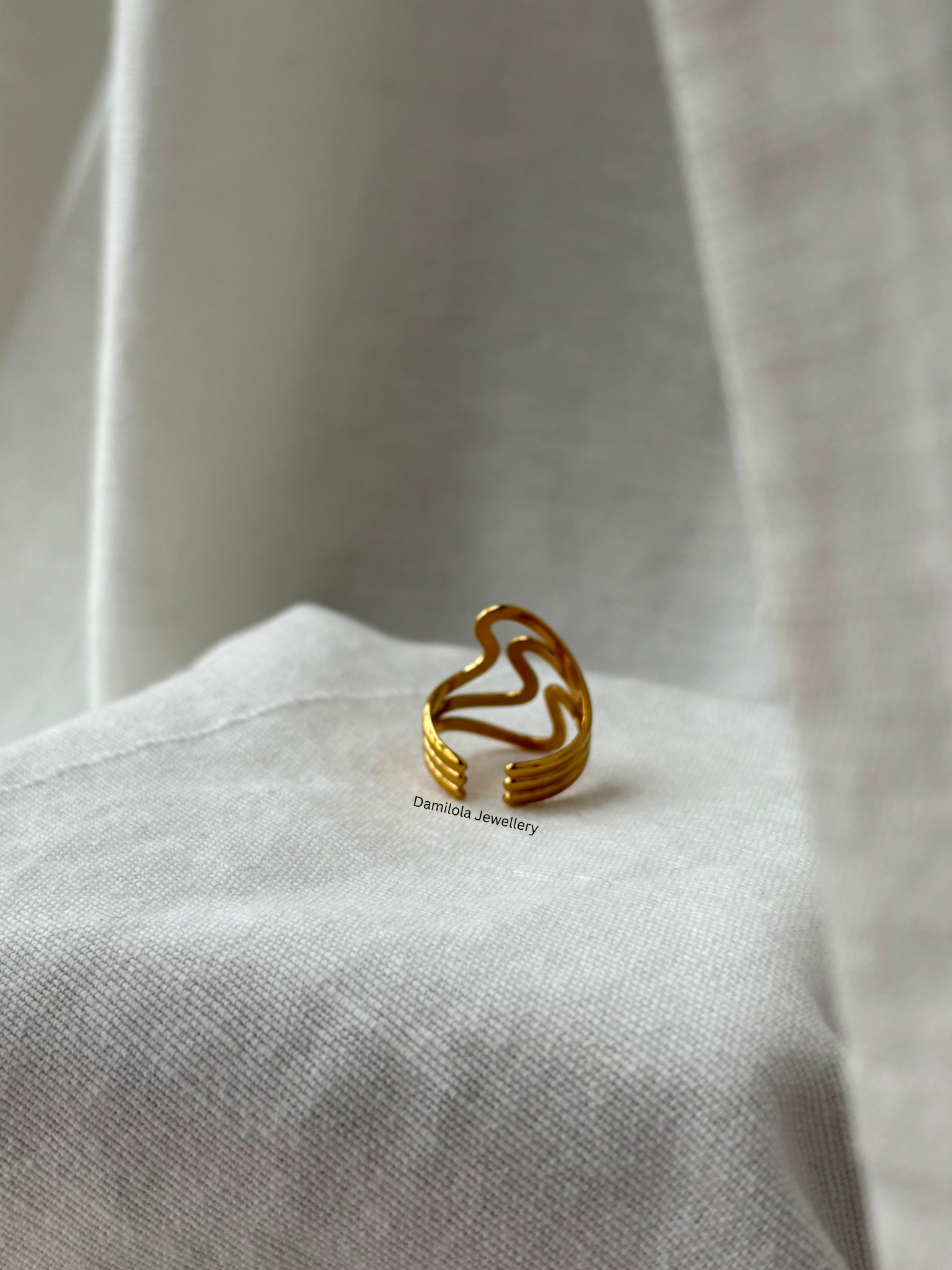 Trinity Ring - Gold