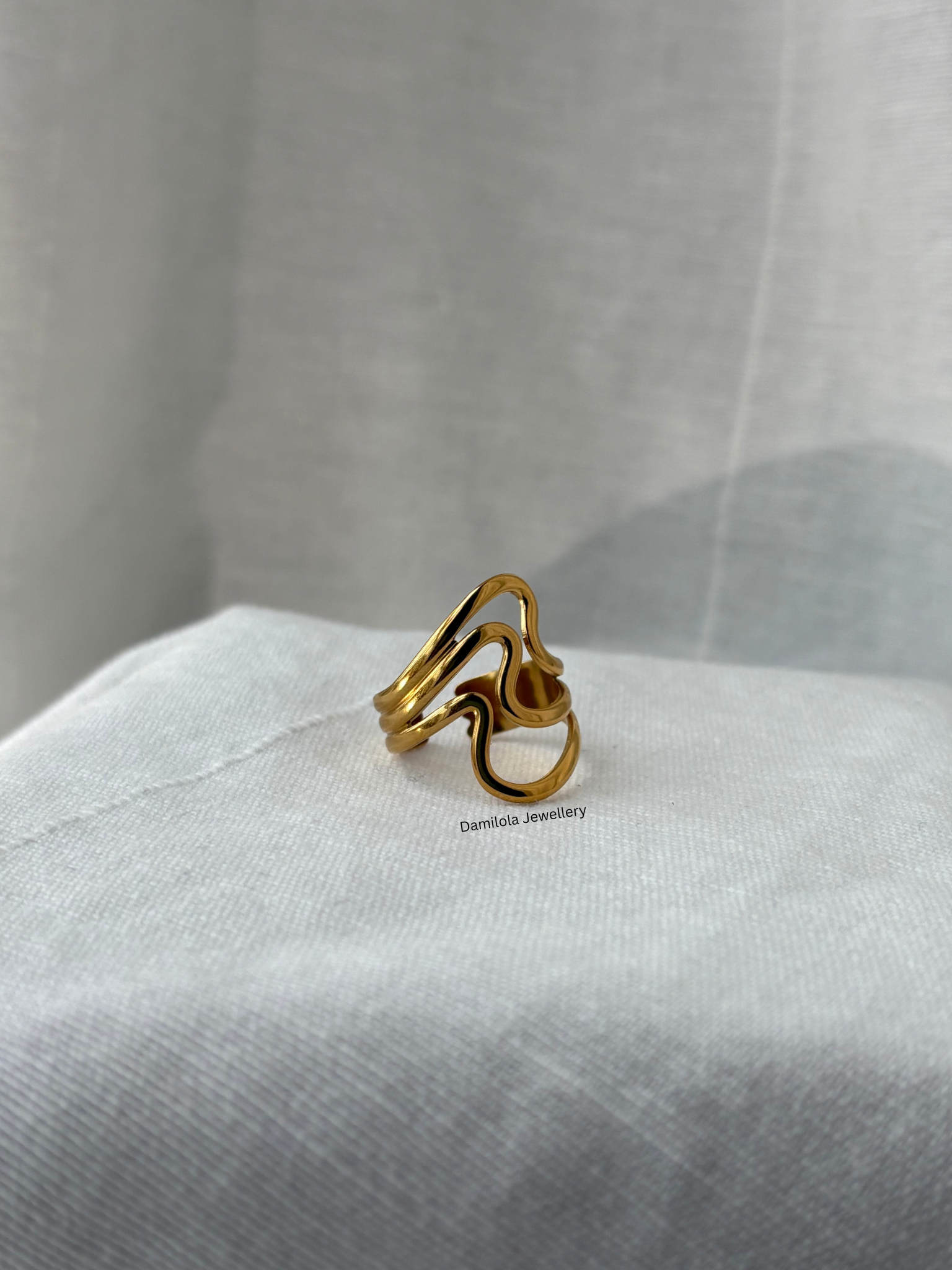 Trinity Ring - Gold